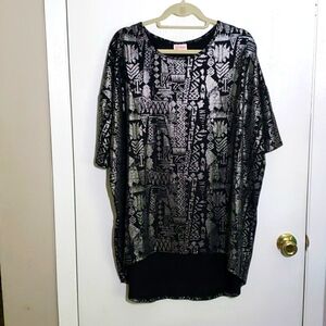 XL LuLaRoe Black w/Silver Foil Print Elegant Irma